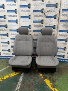 ASIENTOS DELANTEROS CON BASE VW T4